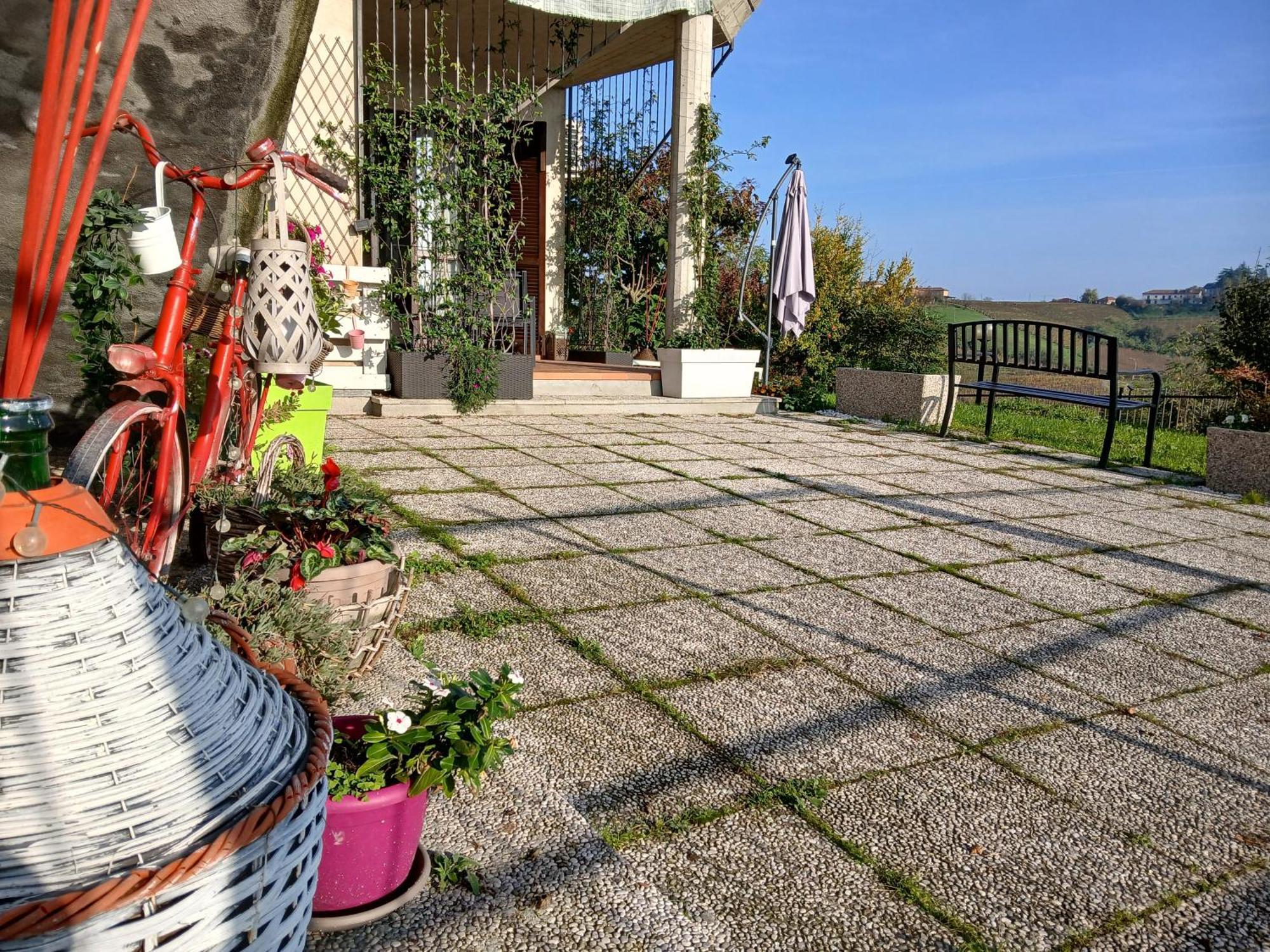 Maison Younesco - Villa Indipendente Exclusive Castagnole delle Lanze Eksteriør bilde